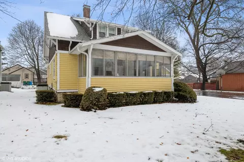 312 E Belvidere Rd, Grayslake, IL 60030 photo 2