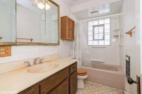 312 E Belvidere Rd, Grayslake, IL 60030 photo 8