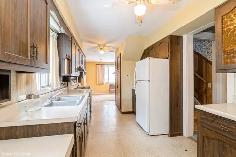 312 E Belvidere Rd, Grayslake, IL 60030 photo 5