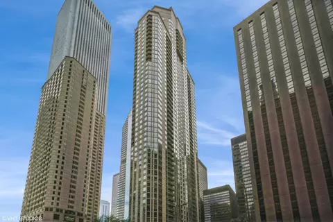 222 N Columbus Dr #2501, Chicago, IL 60601