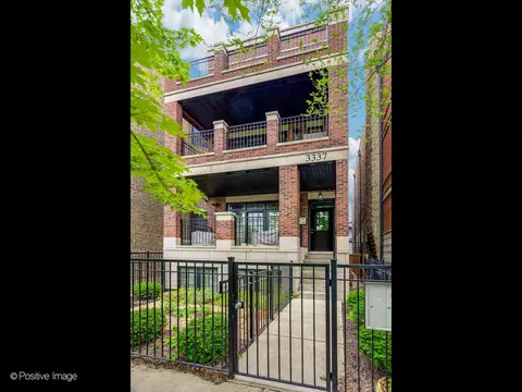 3337 N Seminary Ave #3, Chicago, IL 60657