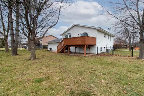 1427 Hanson Dr, Normal, IL 61761 photo 34