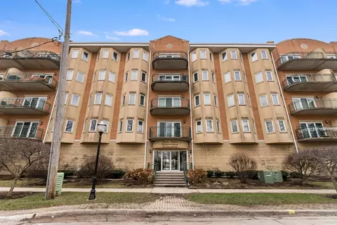 100 W Roosevelt Ave #401, Bensenville, IL 60106