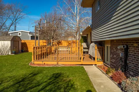 7326 S Octavia Ave, Bridgeview, IL 60455 photo 28
