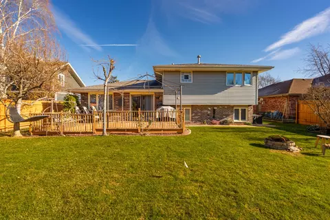7326 S Octavia Ave, Bridgeview, IL 60455 photo 29