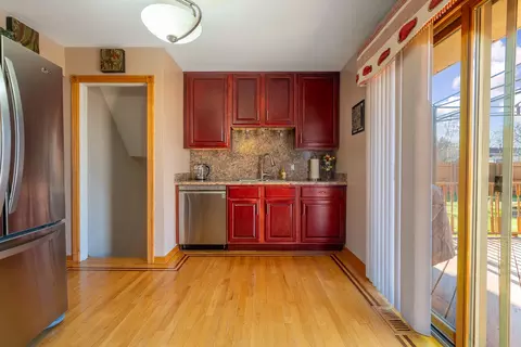 7326 S Octavia Ave, Bridgeview, IL 60455 photo 8