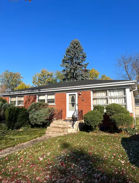 7244 Beckwith Rd, Morton Grove, IL 60053