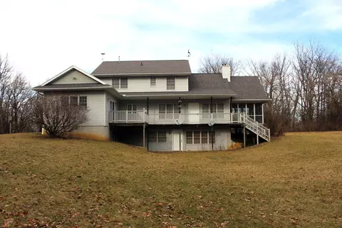 12588 Solomon Rd, Dewitt, IL 61735 photo 2