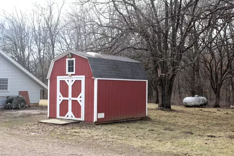 12588 Solomon Rd, Dewitt, IL 61735 photo 15