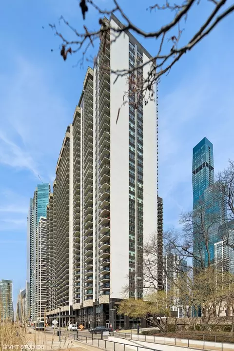 400 E Randolph St #2729, Chicago, IL 60601