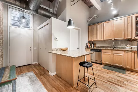Kitchen - 312 N May St #2H, Chicago, IL 60607 photo 3 of 6