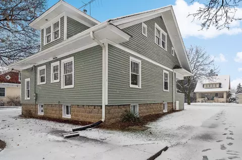 Exterior - 24 E Maple Ave, Roselle, IL 60172 photo 5 of 5