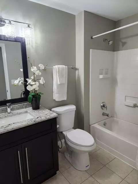 1326 Tamarack Dr, Bartlett, IL 60103 photo 24