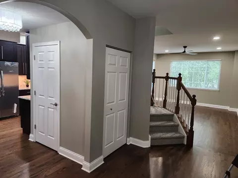 1326 Tamarack Dr, Bartlett, IL 60103 photo 3
