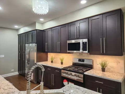 1326 Tamarack Dr, Bartlett, IL 60103 photo 9