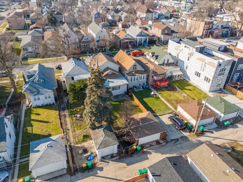 View/Area - 1237 Kenilworth Ave, Berwyn, IL 60402 photo 2 of 3