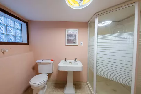 Bath - 1237 Kenilworth Ave, Berwyn, IL 60402 photo 3 of 3
