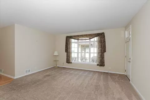 Other - 881 Eineke Blvd, Algonquin, IL 60102 photo 2 of 9