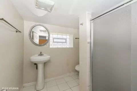 Bath - 3058 E 87th St, Chicago, IL 60617 photo 5 of 6