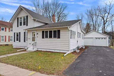 410 E North St, Plano, IL 60545 photo 2