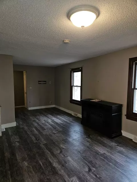 2111 4th Ave, Sterling, IL 61081 photo 4