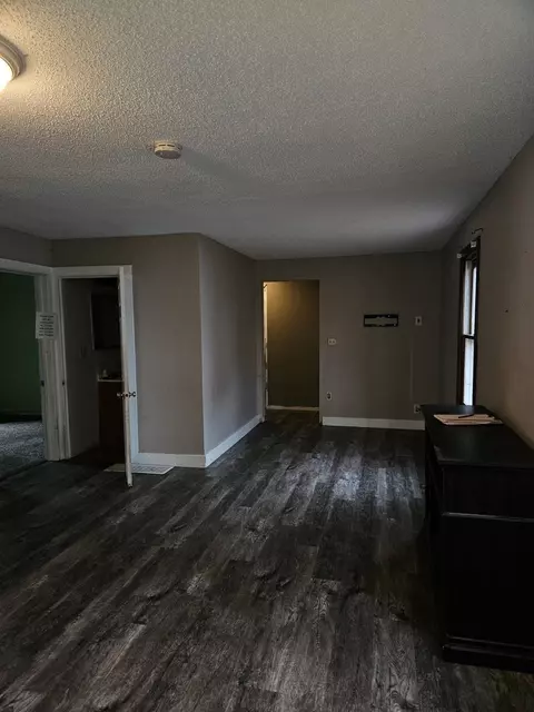 2111 4th Ave, Sterling, IL 61081 photo 5