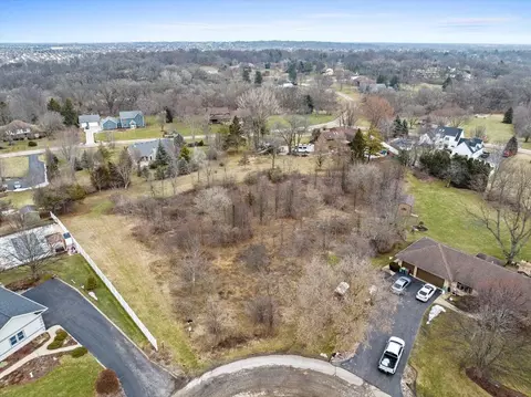 9 S N735 S Pueblo Peak Ct, Elgin, IL 60124