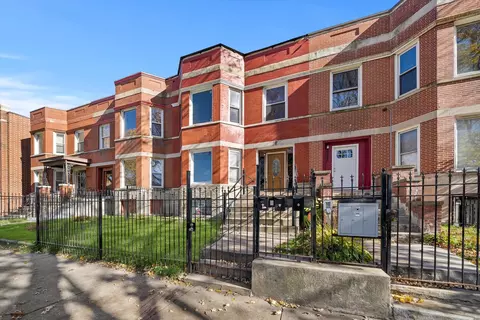 6541 S Ellis Ave, Chicago, IL 60619 photo 4