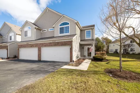 17546 S Gilbert Dr, Lockport, IL 60441