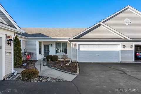 13572 Hemlock Rd #13572, Huntley, IL 60142