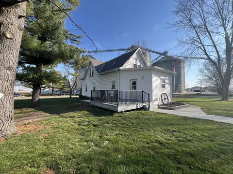 300 Main St, Leonore, IL 61332 photo 6