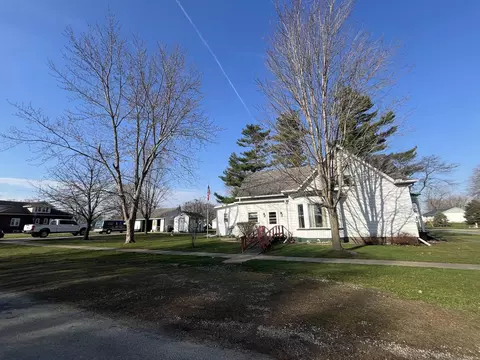 300 Main St, Leonore, IL 61332 photo 8