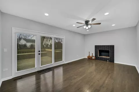 5601 Silentbrook Ln, Rolling Meadows, IL 60008 photo 16