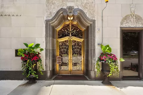 2000 N Lincoln Park W #502, Chicago, IL 60614