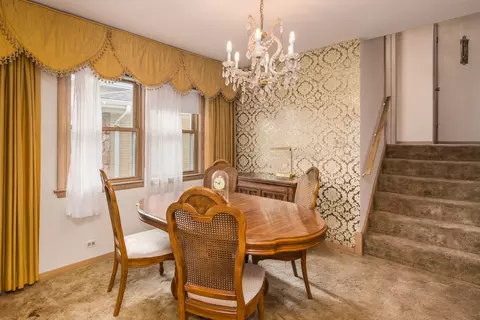 8150 N Root Ct, Niles, IL 60714 photo 5