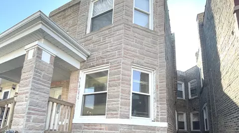 4931 W Gladys Ave, Chicago, IL 60644