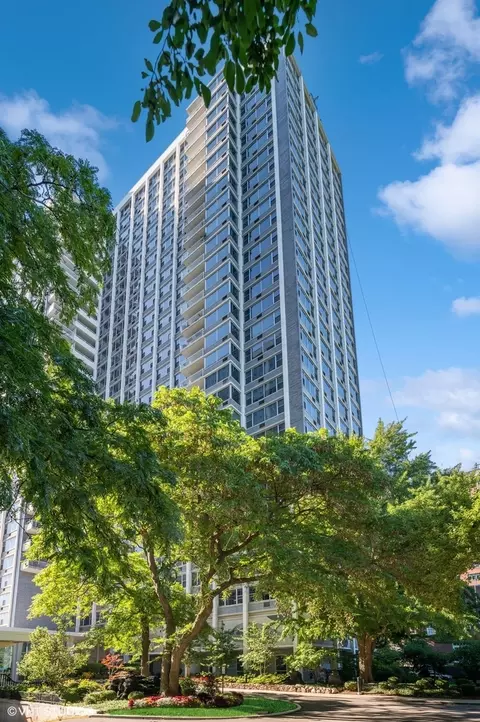 4250 N Marine Dr #2133, Chicago, IL 60613