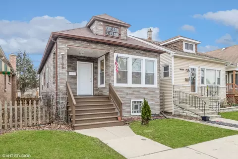5705 W Berenice Ave, Chicago, IL 60634