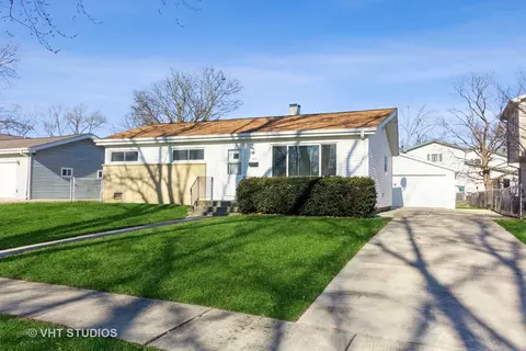 644 W Merle Ave, Villa Park, IL 60181