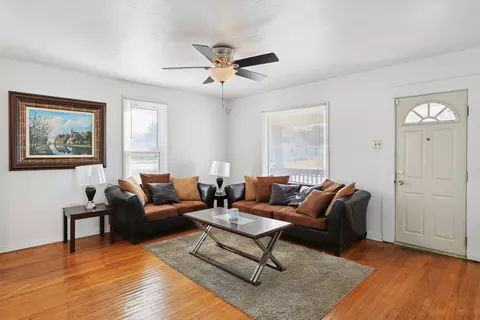 Living - 608 E Washington St, Champaign, IL 61820 photo 3 of 3
