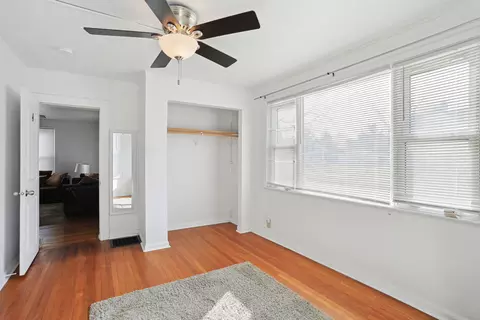 Bedroom - 608 E Washington St, Champaign, IL 61820 photo 3 of 6
