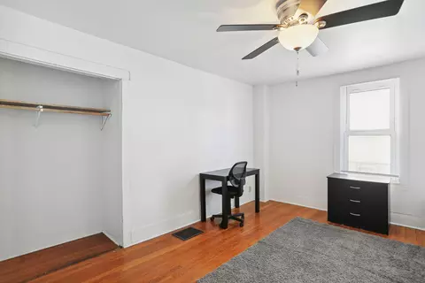 Bedroom - 608 E Washington St, Champaign, IL 61820 photo 2 of 6
