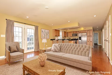 Living - 110 Bay Rd, Mchenry, IL 60051 photo 2 of 3