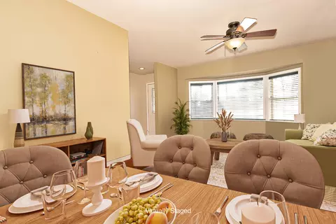 Dining - 110 Bay Rd, Mchenry, IL 60051 photo 1 of 1