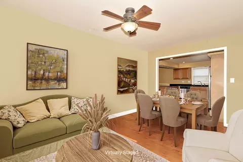 Living - 110 Bay Rd, Mchenry, IL 60051 photo 1 of 3