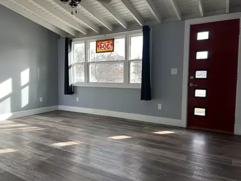 304 E Oak St, Downs, IL 61736 photo 11