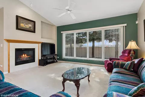 16004 Waterfront Cir, Plainfield, IL 60544 photo 8