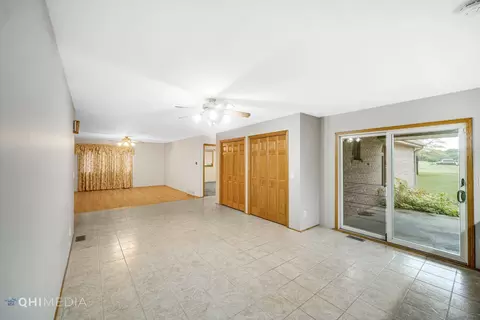 2263 Fox Run Dr, Kankakee, IL 60901 photo 9