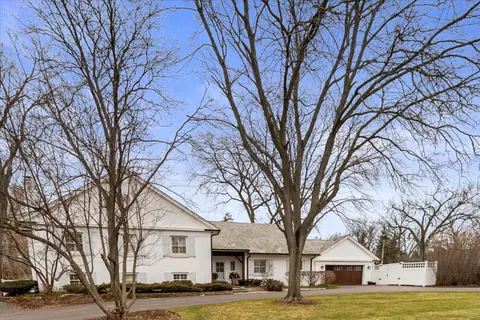 1283 Westmoor Trl, Winnetka, IL 60093
