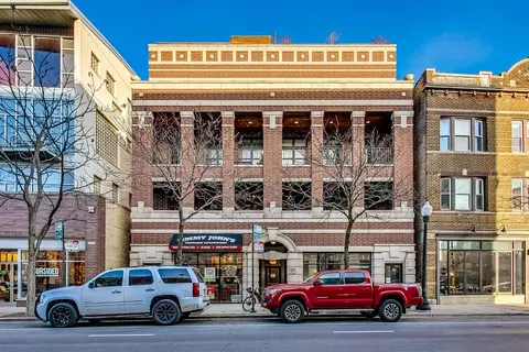 5107 N Clark St #3N, Chicago, IL 60640